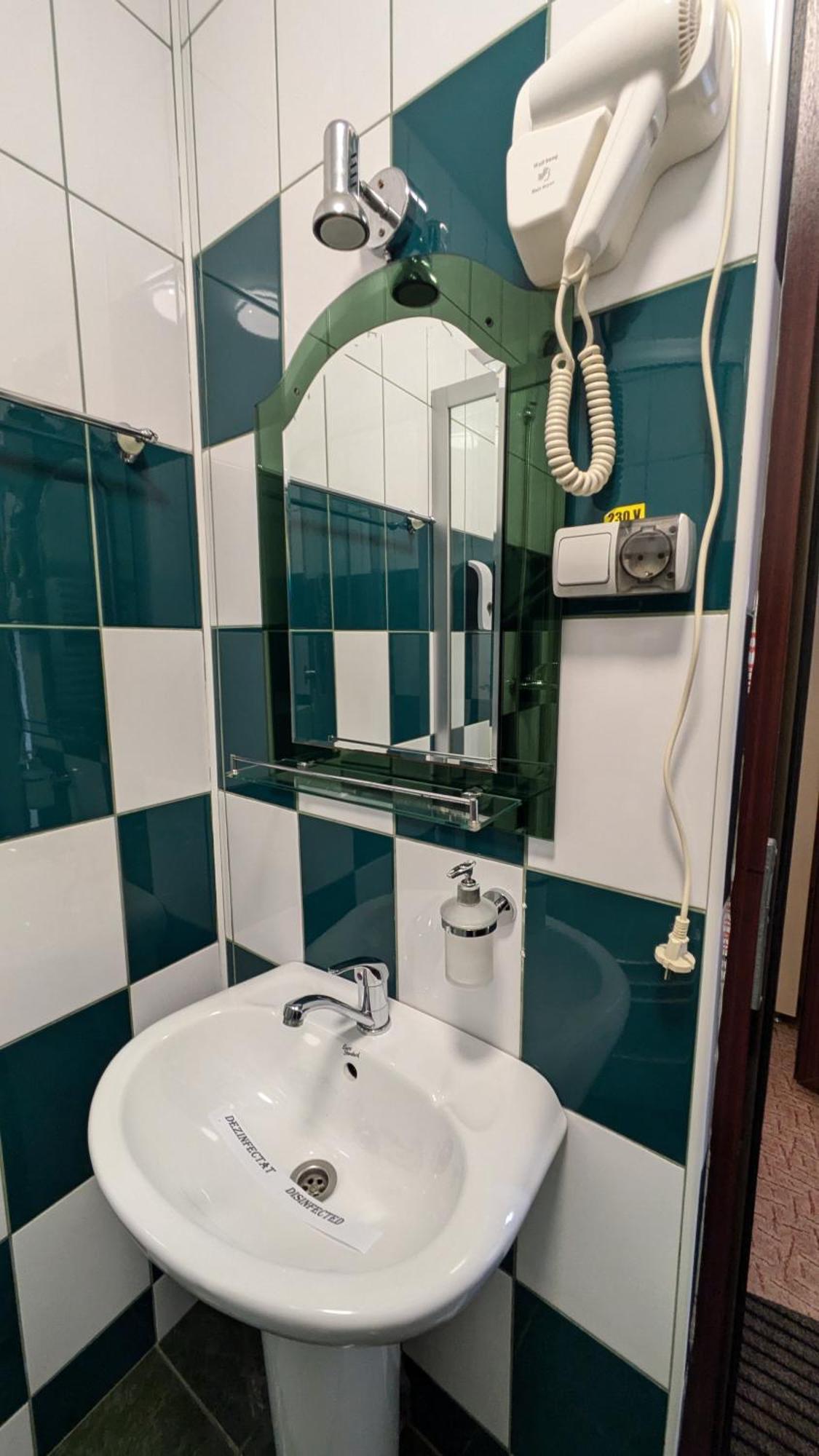 Motel Don Tomaso Васлуй Екстер'єр фото